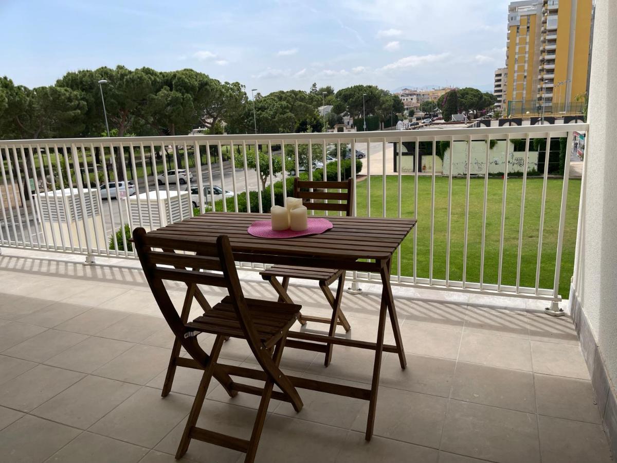Apartamentos Con Terraza Frente Al Mar By Color Flats Canet d'En Berenguer Bagian luar foto